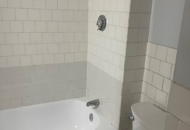 477 COMMONWEALTH AVE