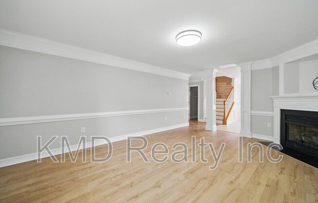 5203 GRAYS RDG DR