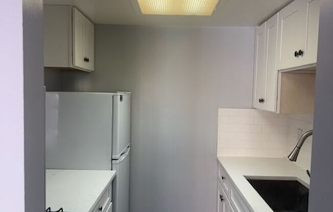 1 bed, 1 bath, 570 sqft, $1,200, Unit 46HS-13