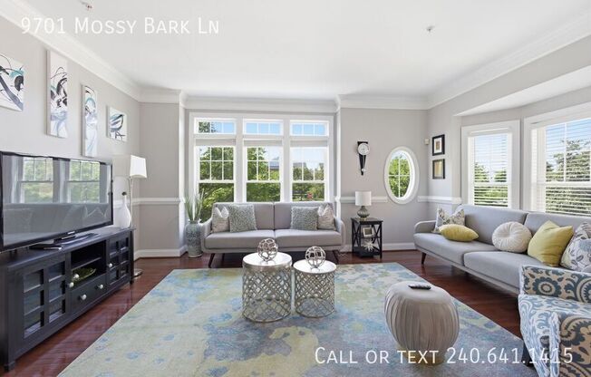 9701 MOSSY BARK LN