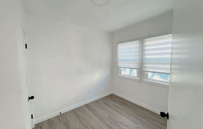 1704 1732 N SIERRA BONITA AVE