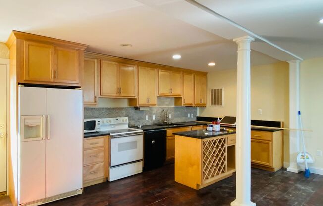 1529 W. Cary St.