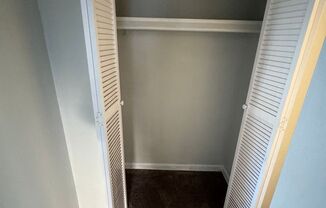 1 bed, 1 bath, $1,075, Unit A07