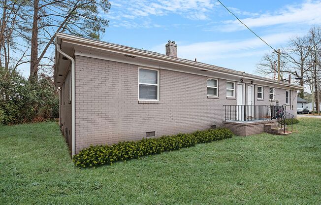 Charming Renovated Duplex