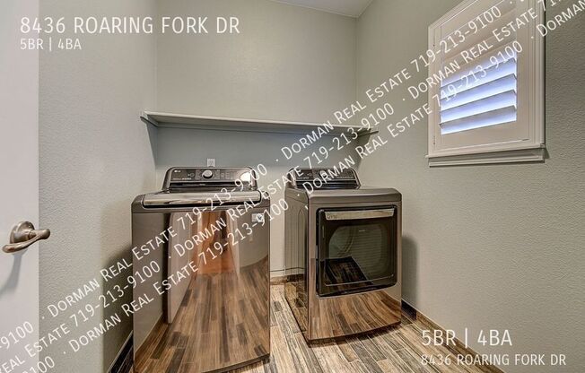 8436 ROARING FRK DR