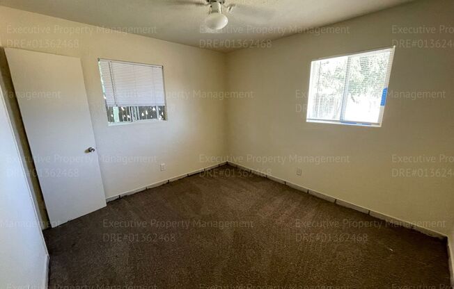 2 beds, 1 bath, $1,200