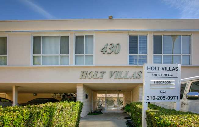 Holt Villas