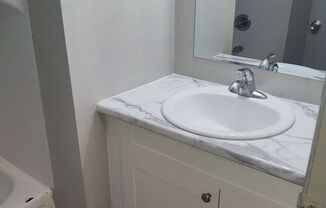 Studio, 1 bath, 475 sqft, $650