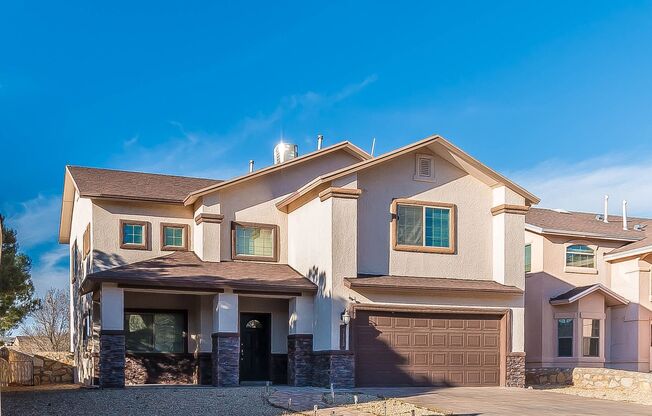Stunning 3 Bedroom, 2.5 Bath home in West El Paso!