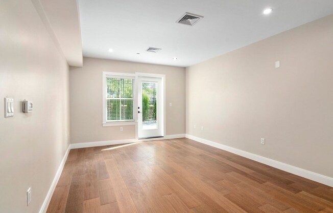 1 bed, 1 bath, 659 sqft, $2,900, Unit 107