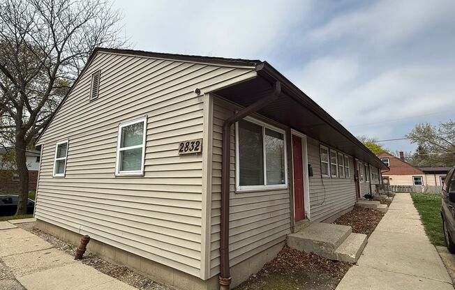 JNF 2832 W. Carmen Ave.