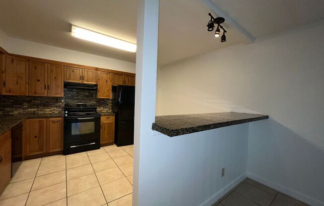 3 beds, 1 bath, $1,495