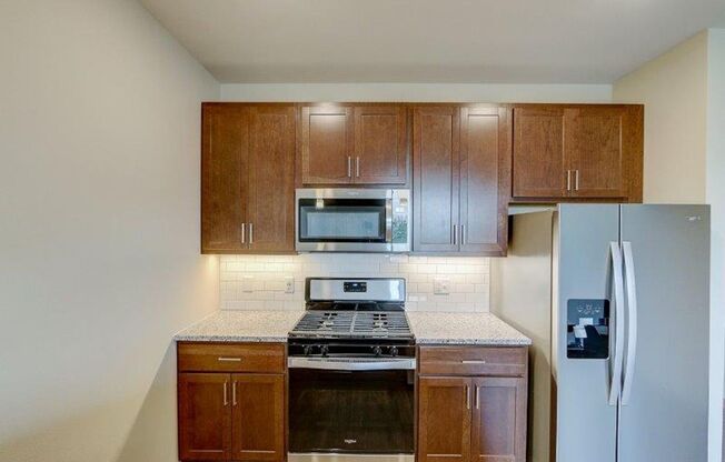 1 bed, 1 bath, 592 sqft, $1,625, Unit 418