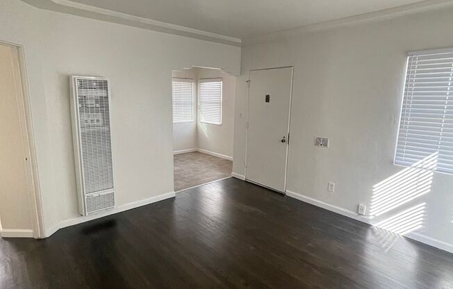 1 bed, 1 bath, 550 sqft, $1,800, Unit 4420