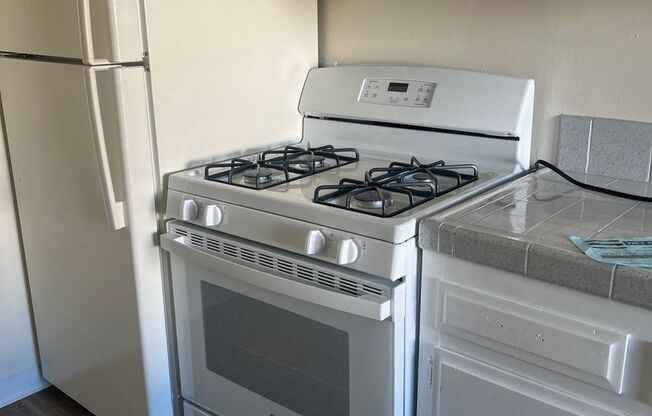 1 bed, 1 bath, $2,150, Unit 07