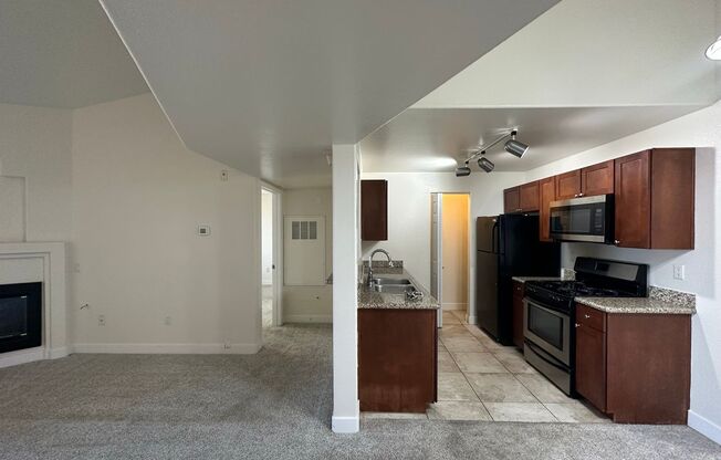 2 beds, 2 baths, $1,375, Unit # 1225