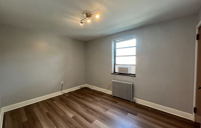 2 beds, 1 bath, 800 sqft, $1,790, Unit 6236 Fifth Ave. #101A