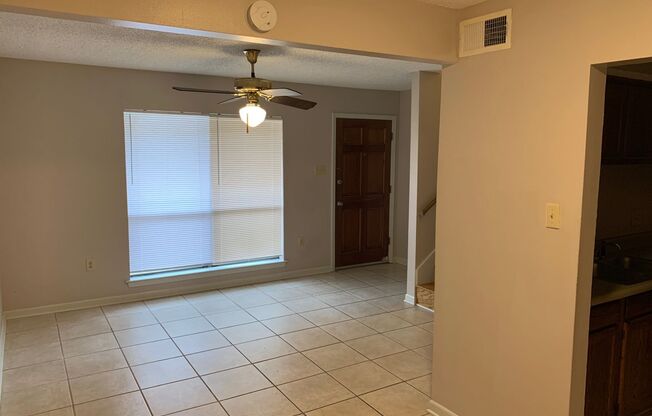 2 beds, 1.5 baths, 1,142 sqft, $1,100, Unit 8024-3