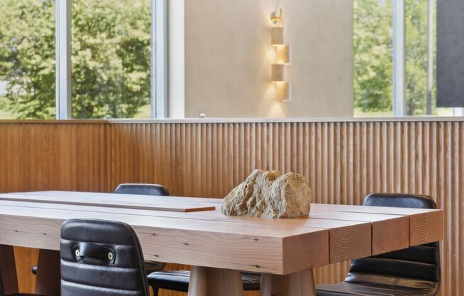 Esox House Apartments