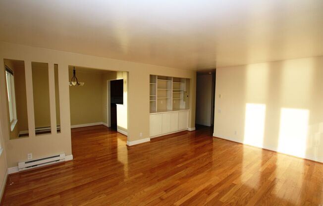 Amazing Ocean Views! Ocean Facing 2 Bed, 1 Bath Condo in Pacifica