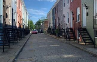 Cozy 2BR/1Bath on lovely quiet block, community garden, Calvert Street park!