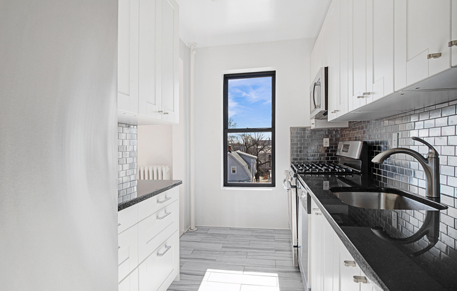 235 E 2 ST