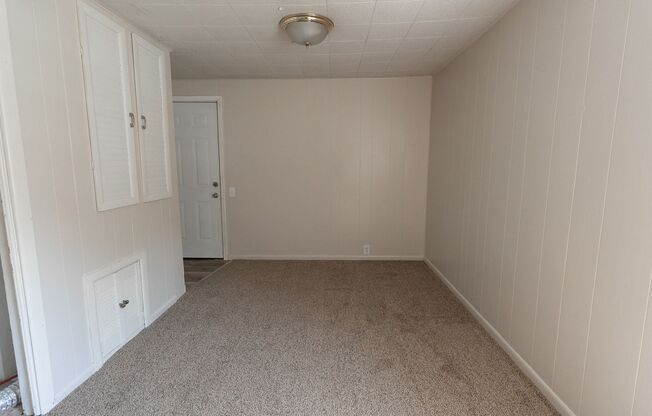 3 beds, 1 bath, $1,500