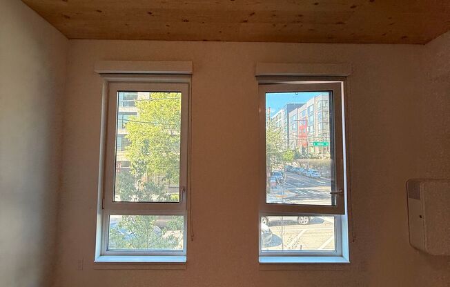 Studio, 1 bath, 360 sqft, $1,199, Unit 214-MFTE