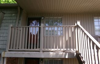 Salem Square Apartments