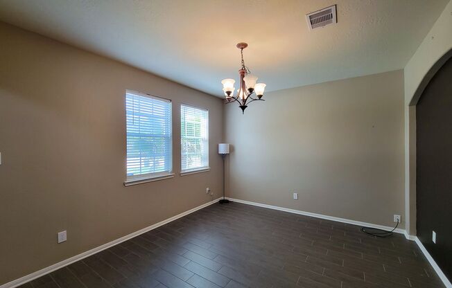 Gorgeous 2 Story in League City