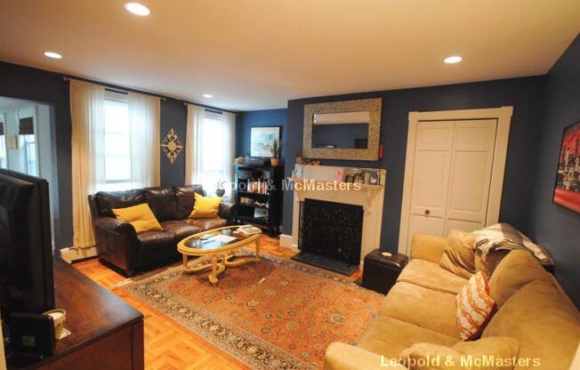 25 Green St  Unit 1