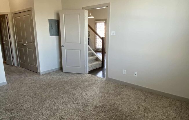 3 beds, 2 baths, 1,520 sqft, $1,795, Unit 3601-107