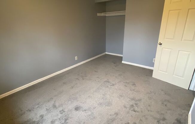 2 beds, 1 bath, 825 sqft, $1,050, Unit Unit D