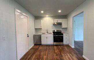 3 beds, 1 bath, $1,450