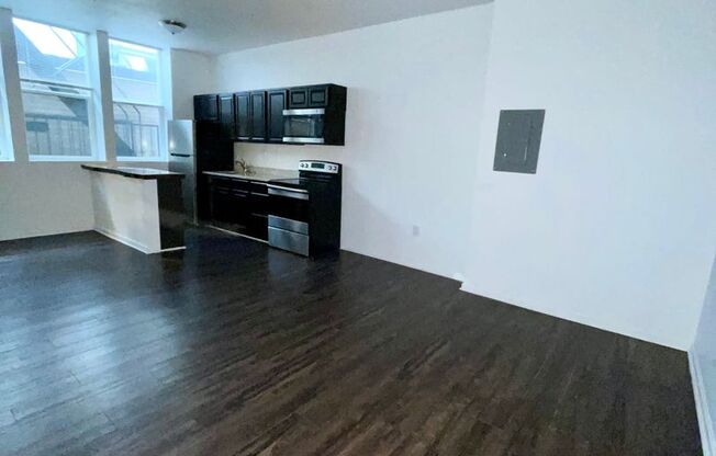 Baltimore 11 CRE 018, LLC