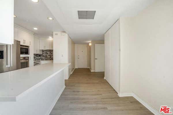 2 beds, 1 bath, 1,200 sqft, $6,288, Unit PH2