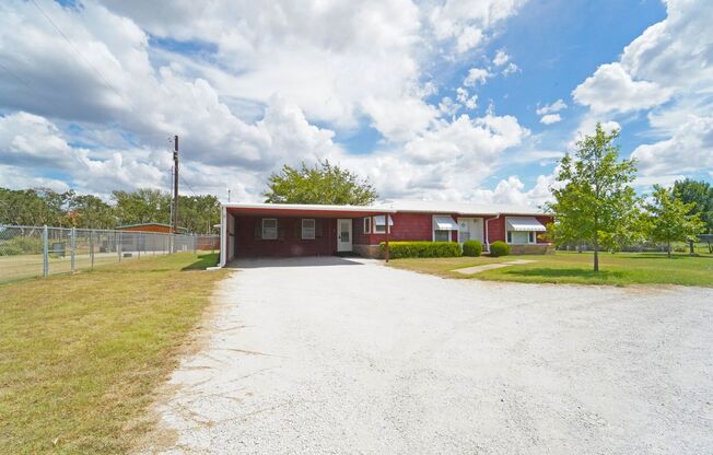 FOR LEASE! 3 Bedroom - 2 Bath Home With an Insulated Storage Building.