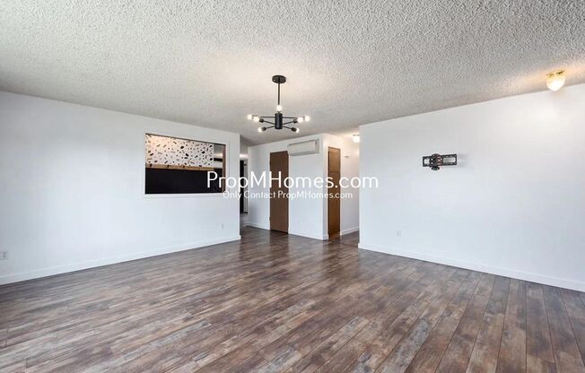 Updated Two Bedroom Home in Lafayette - Fenced Yard!