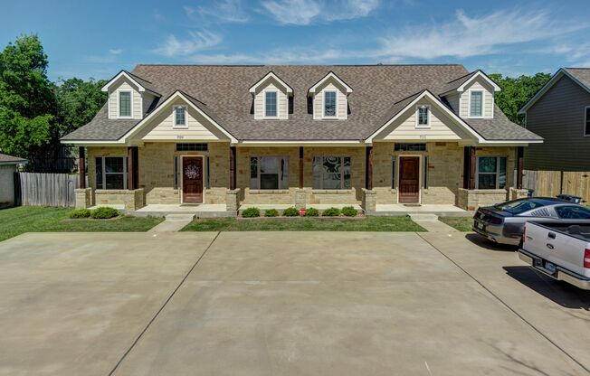 August Pre-Lease! Stunning 5/4 on Sorority Row!