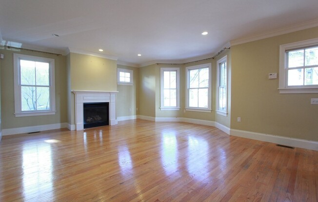 49 WYMAN ST