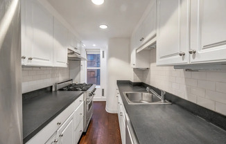 111 E 88 ST