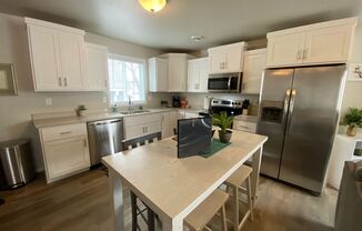 NEW CONSTRUCTION - 3 bdrm/2 bath townhomes - MOVE IN READY!