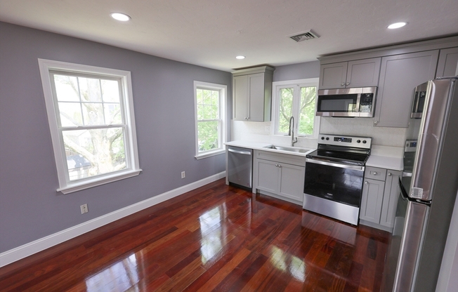 70 MT HOPE ST