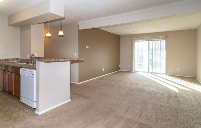 1 bed, 1 bath, 598 sqft, $955, Unit 28U-1D