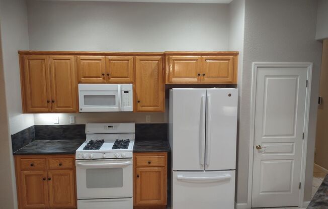 2 beds, 2 baths, $2,695