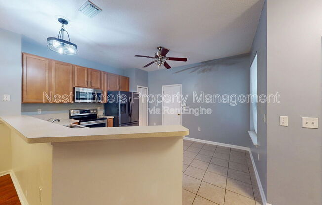 9744 SUMMER GRV WAY W