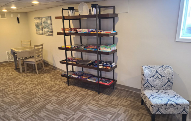 1 bed, 1 bath, 500 sqft, $925, Unit 3715-206