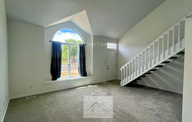 8145 CAMFIELD CIR
