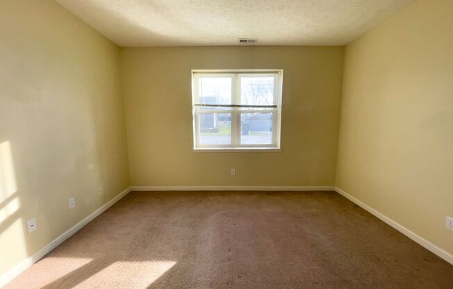 1 bed, 1 bath, 752 sqft, $695, Unit 9100