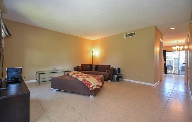 9217 WESTWOOD VLG DR